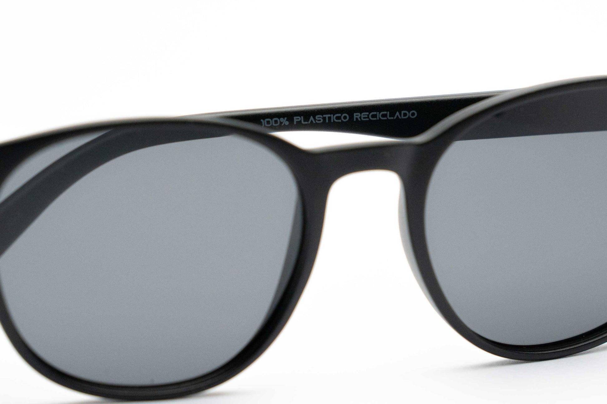 #color_negro-con-negro